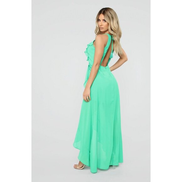 GREEN MAXI DRESS //  FASHION NOVA - Picture 2 of 3